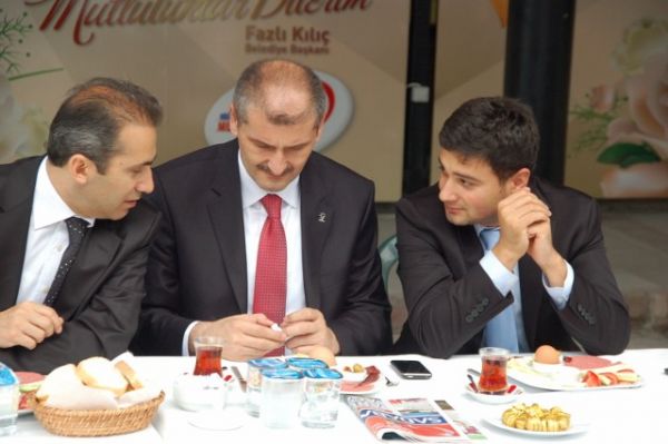 30 Ağustos 2011 CHP Kagıthane yemeği 42