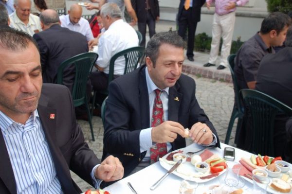 30 Ağustos 2011 CHP Kagıthane yemeği 44