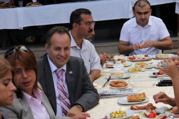 30 Ağustos 2011 CHP Kagıthane yemeği 66