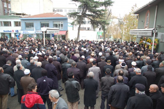 Seyit Ahmet Çandır halasını kaybetti. 6