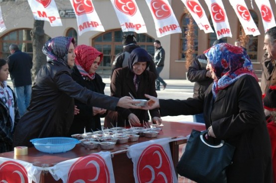 MHP Kağıthane  İlçe Teşkilatı Aşure Dağıttı 33