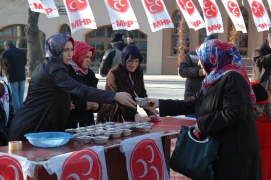 MHP Kağıthane  İlçe Teşkilatı Aşure Dağıttı 34