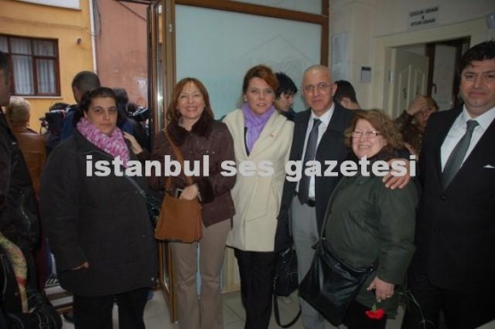 Kılıçdaroğlu Kağıthane'de 08.Mart 2012 14