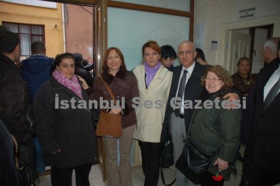 Kılıçdaroğlu Kağıthane'de 08.Mart 2012 16