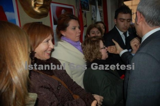 Kılıçdaroğlu Kağıthane'de 08.Mart 2012 23