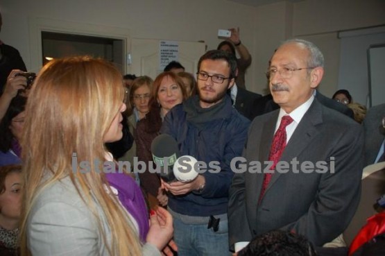 Kılıçdaroğlu Kağıthane'de 08.Mart 2012 46