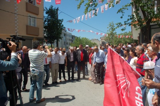 İktidar yürüyüşü Nurtepe’de başladı 99