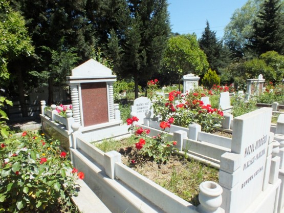 Kasım Aydın babaannesini toprağa verdi 46