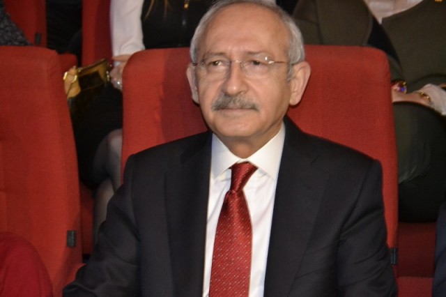 Kılıçdaroğlu Engelliler ile birlikte 21