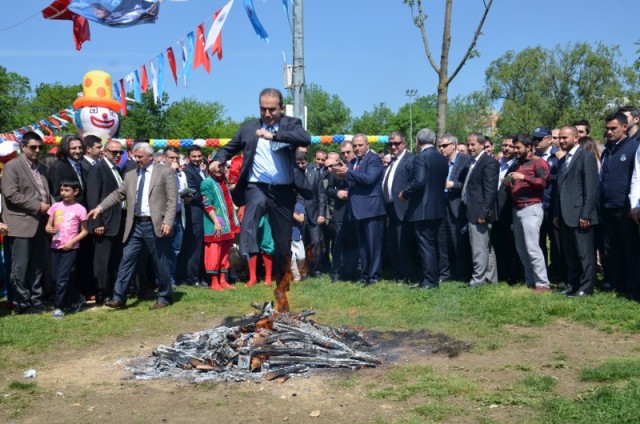 Kağıthane'de, Hıdırellez ateşinde bahar karşılandı 4