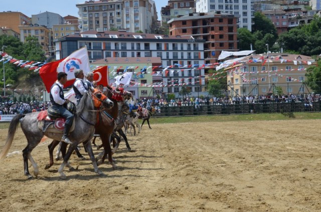 Kâğıthane’de cirit şahane, Gerisi bahane 15