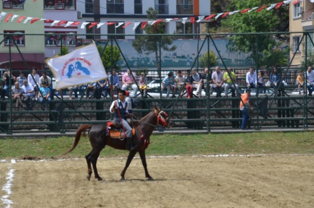 Kâğıthane’de cirit şahane, Gerisi bahane 8