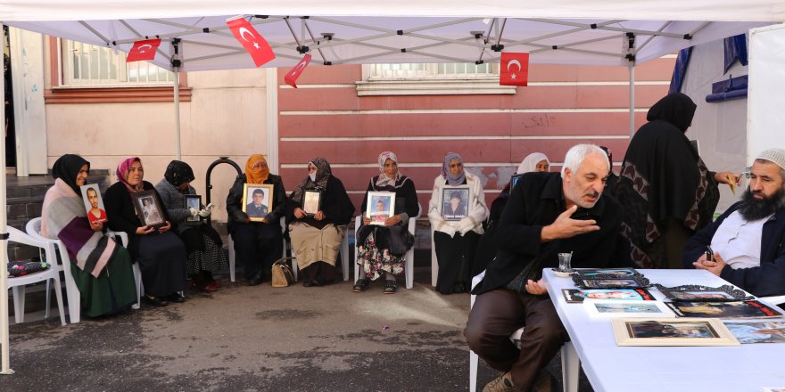 HDP ÖNÜNDEKİ EYLEMDE 61'İNCİ GÜN