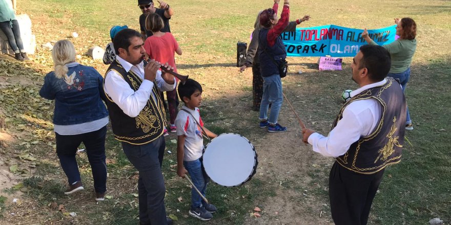 BAKIRKÖY'DE DAVULLU ZURNALI "SAHA" PROTESTOSU