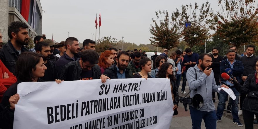 İBB ÖNÜNDE "SU ZAMMI"PROTESTOSU