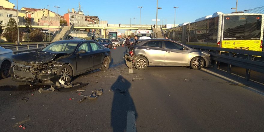 OKMEYDANI  D-100'DE KAZA; TRAFİKTE YOĞUNLUK (1)