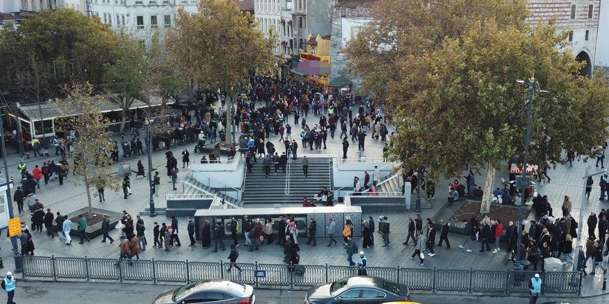 EMİNÖNÜ'NDEKİ "UMUT KUYRUĞU" HAVADAN FOTOĞRAFLANDI