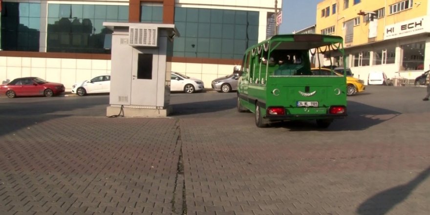 Servis Kazasında Hayatını Kaybeden Çocuğun Cenazesi Adli Tıp Kurumundan Alındı