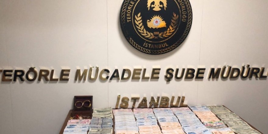 İstanbul Emniyet Müdürlüğü Ekipleri Fetö/pdy Silahlı Terör Örgütü’nün "Gaybubet" Evlerine Operasyon Düzenlendi. 33 Adrese Yapılan Baskınlarda 22 Şahıs Gözaltına Alınırken, Yaklaşık 350 Bin Tl Değerinde Dolar, Euro,