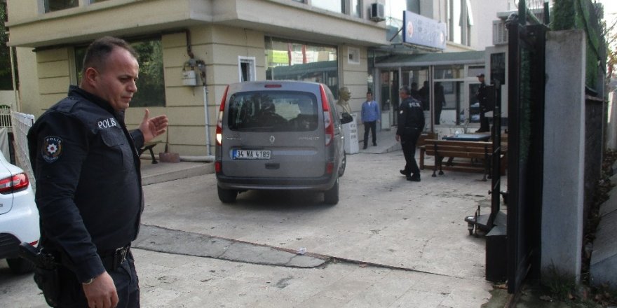 Genç Kadını Döverek Öldürüp Bavula Koyan Zanlı Adliyeye Sevk Edildi