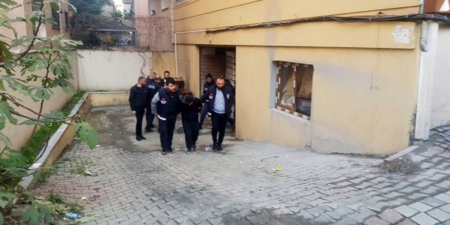 "Nakliyeciyiz" Diyerek Piyasadan Milyonluk Vurgun Yapan Şebeke, Polise Yakalandı