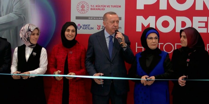 Cumhurbaşkanı Erdoğan, İstanbul Havalimanı’nda Sergi Açılışına Katıldı