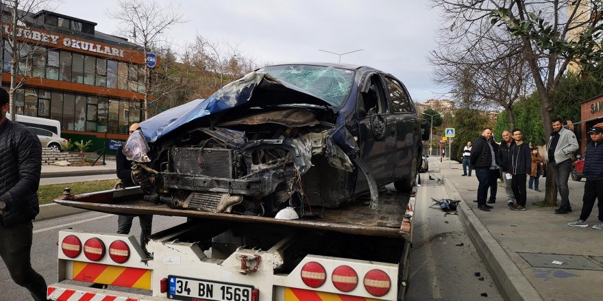 ÜMRANİYE'DE KAZA GÜVENLİK KAMERASINDA