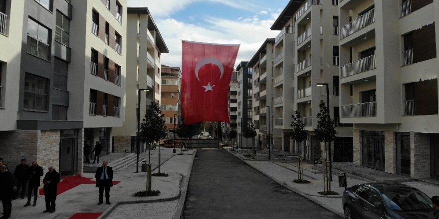 Kartal’da Yıkılan Binaların Yerine Yeni Yapılan Binalar Havadan Görüntülendi