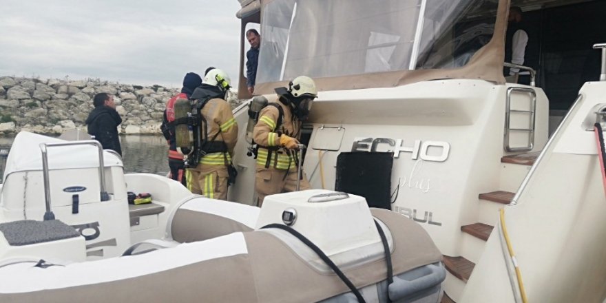 Beylikdüzü’nde Lüks Teknede Yangın Paniği