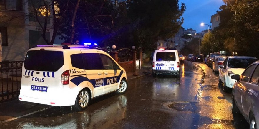 Kadıköy’de Hırsızlık Şüphelileri Polise Ateş Açtı: 1 Polis Yaralı