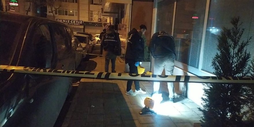 Küçükçekmece’de Silahlı Saldırı:1 Yaralı