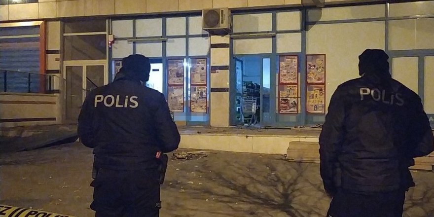 Arnavutköy’de Markete Eyp’li Saldırı