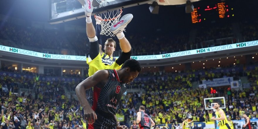 Turkish Airlines Euroleague: Fenerbahçe Beko: 73 - Ax Armani Milan: 64