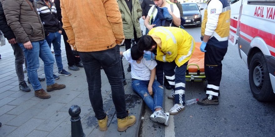 Aşırı Alkol Alan Genç Taksim Meydanı’nda Yere Yığıldı