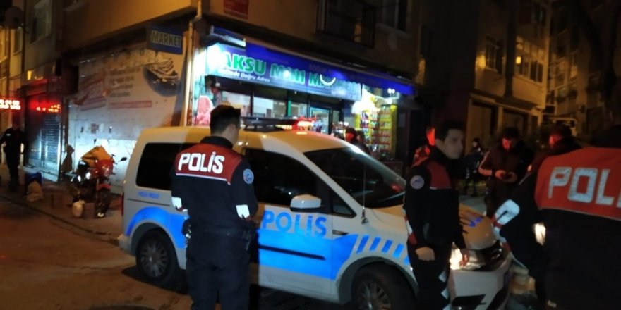 Beyoğlu’nda Sokak Ortasındaki Kavga Kanlı Bitti: 1 Yaralı