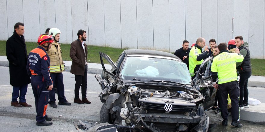 KAZADA YARALANDI, KENDİNDEN ÇOK ARABASINI DÜŞÜNDÜ