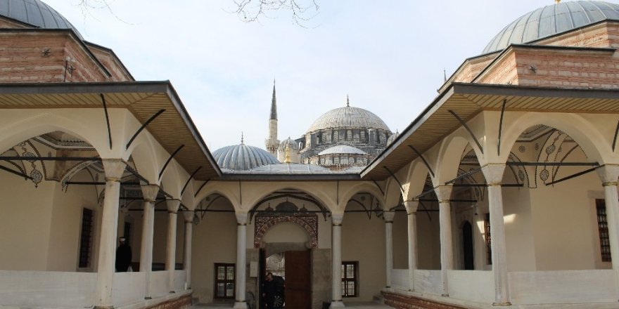 Damat İbrahim Paşa Camii Açıldı