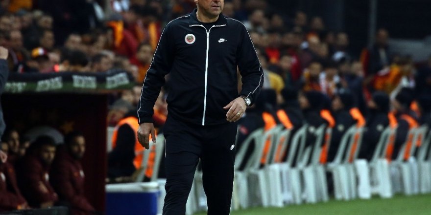 Süper Lig: Galatasaray: 2 - Gençlerbirliği: 0 (İlk Yarı)