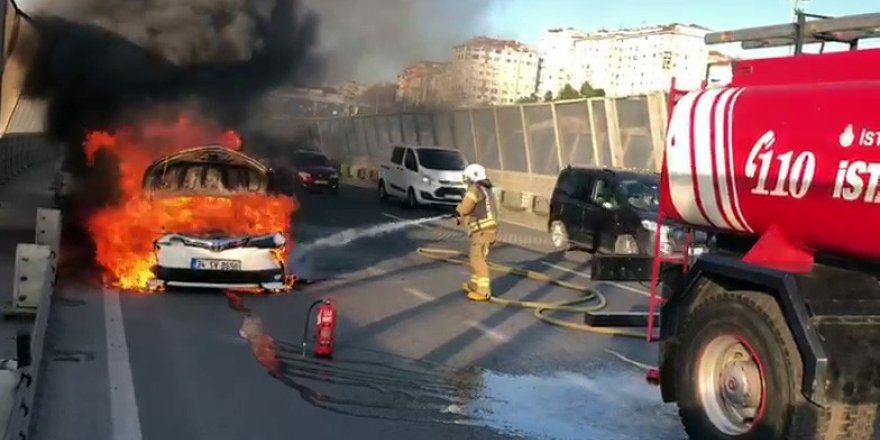 Haliç Köprüsü’nde Araç Yangını: Trafik Felç Oldu