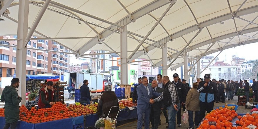 Ataşehir’de Esatpaşa Kapalı Pazarı Hizmete Girdi