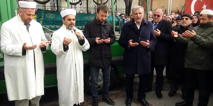 Eski Beykoz Belediye Başkanı Yücel Çelikbilek vefat etti