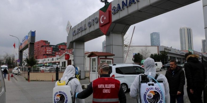 Kartal’da Ambulanslar Ve Oto Sanayi Siteleri Dezenfekte Edildi