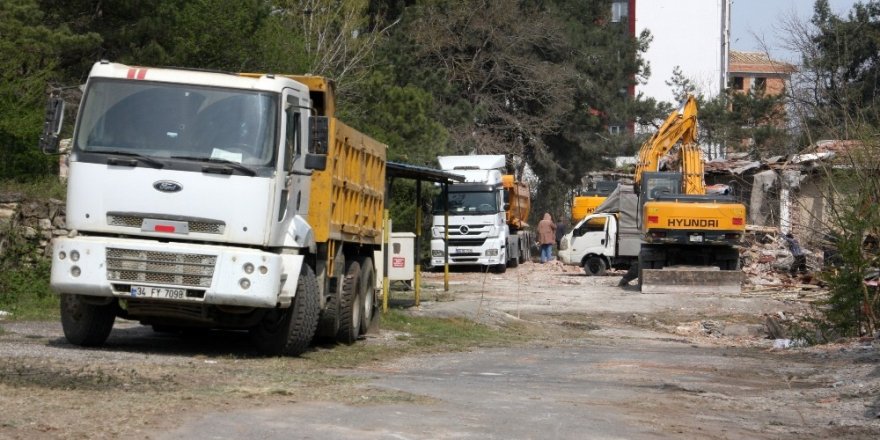 Hadımköy’deki Pandemi Hastanesi Çalışmaları Devam Ediyor