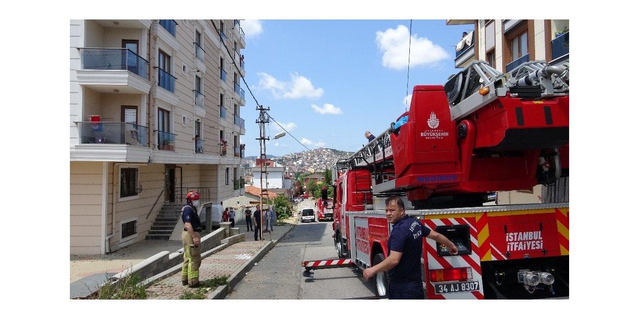 Annelerini Odaya Kilitleyip Evden Çıkan Küçük Çocuklar Paniğe Neden Oldu