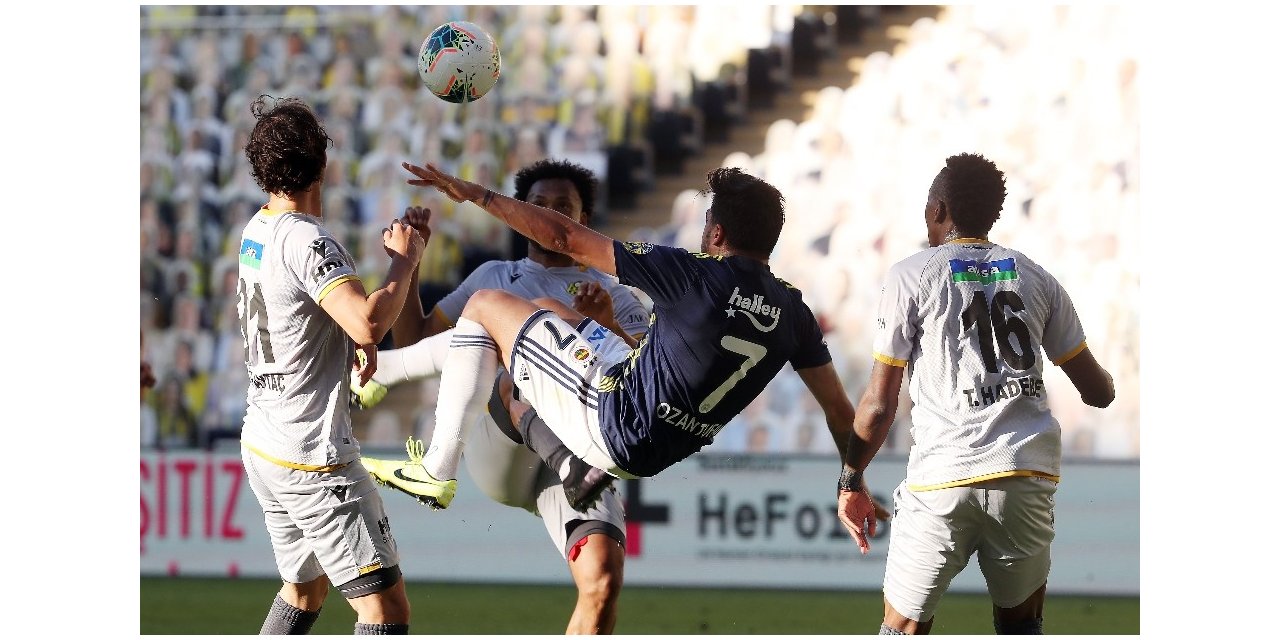 Süper Lig: Fenerbahçe: 0 - Yeni Malatyaspor: 0  (ilk Yarı)