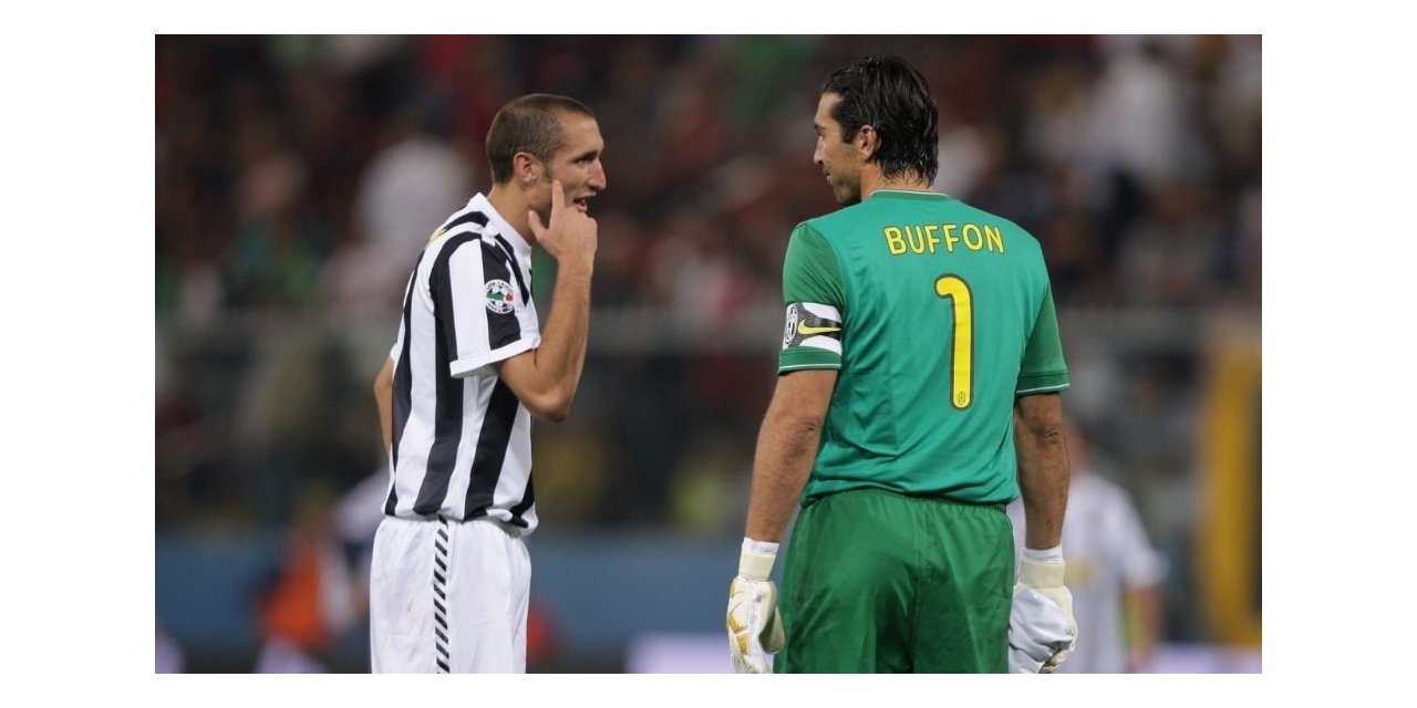 Juventus, Buffon Ve Chellini’nin Sözleşmelerini Uzattı