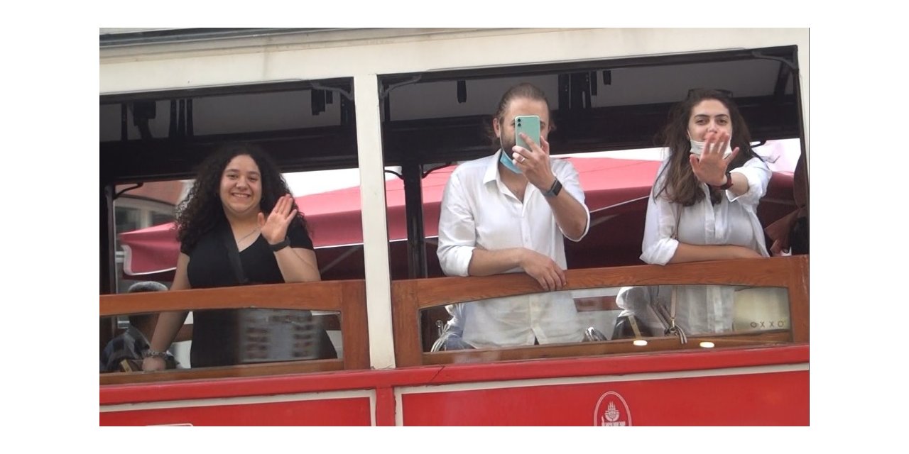 İstiklal Caddesi’nde Pes Dedirten Görüntüler