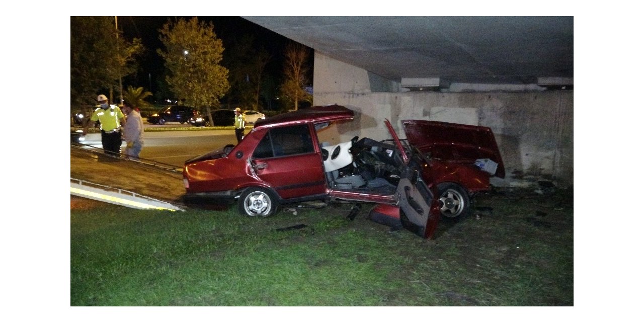 Kartal Sahil Yolunda Feci Kaza: 2 Ölü, 2 Yaralı