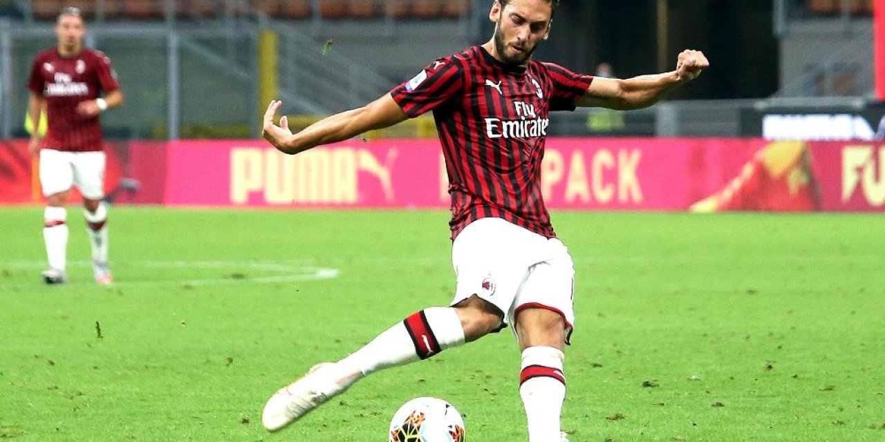 Çalhanoğlu Yıldızlaştı, Milan 3 Puanı Aldı