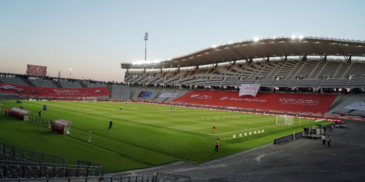 Ziraat Türkiye Kupası Finali: Trabzonspor: 1 - Aytemiz Alanyaspor: 0 (ilk Yarı)